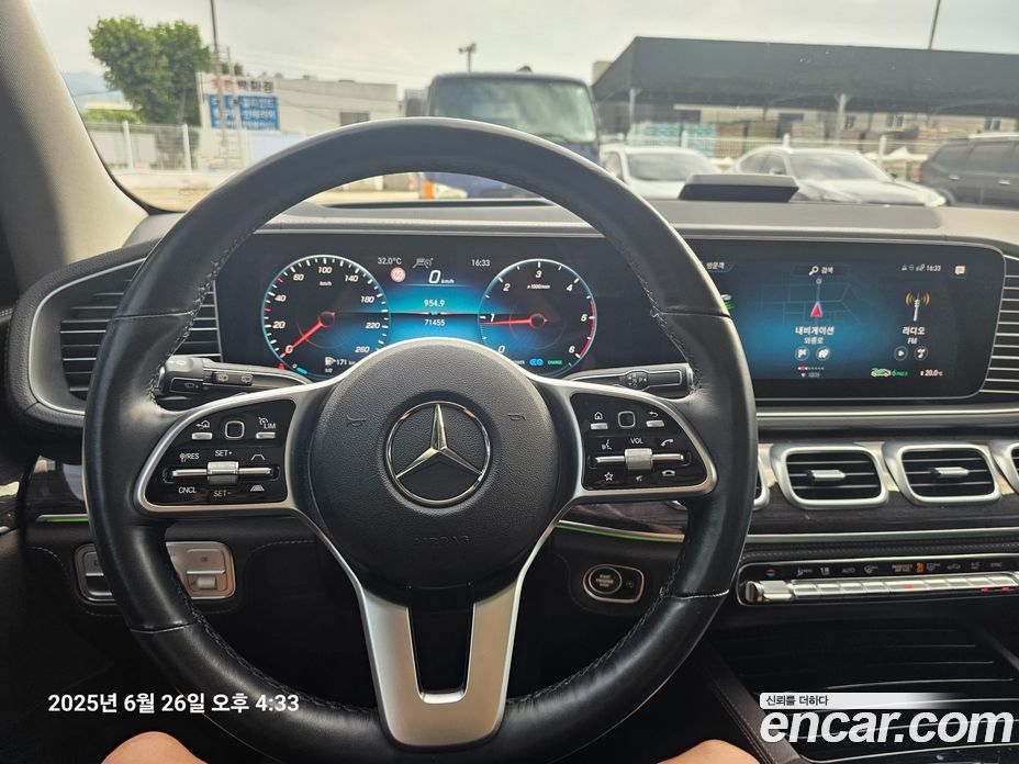 Mercedes Benz GLE-Class GLE300d 4MATIC