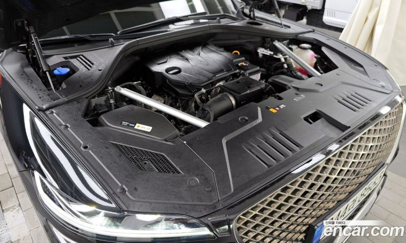 Genesis GV70 2.5T Gasoline 2WD