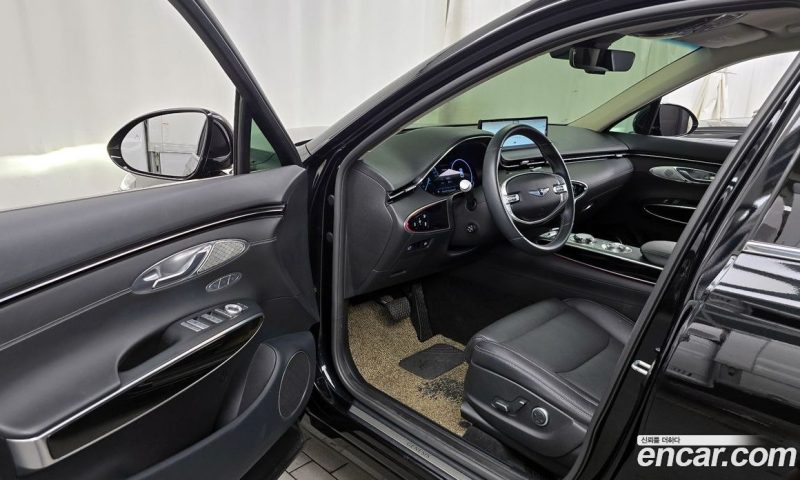 Genesis GV70 2.5T Gasoline 2WD