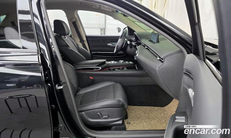Genesis GV70 2.5T Gasoline 2WD