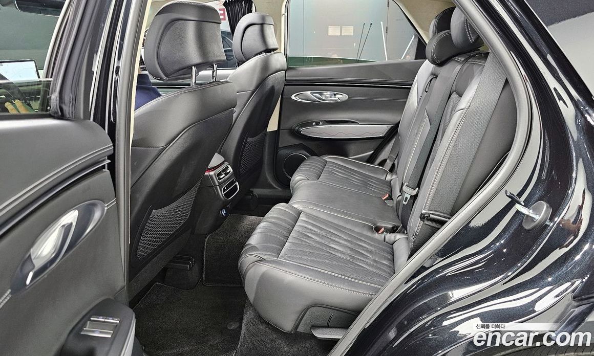Genesis GV70 2.5T Gasoline AWD