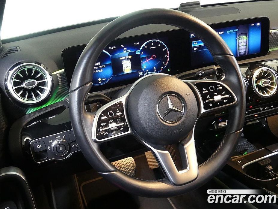Mercedes Benz A-Class A220 Sedan