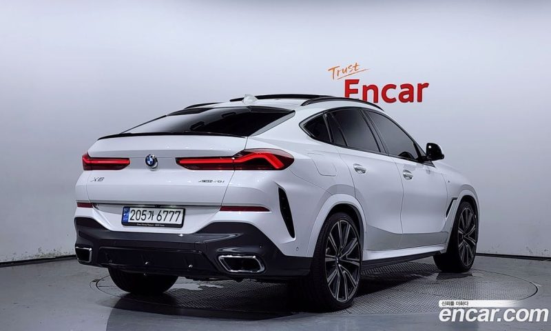 BMW X6 xDrive40i M Sports Online Exclusive Edition