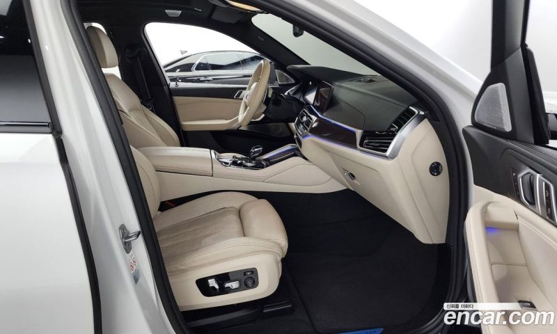 BMW X6 xDrive40i M Sports Online Exclusive Edition