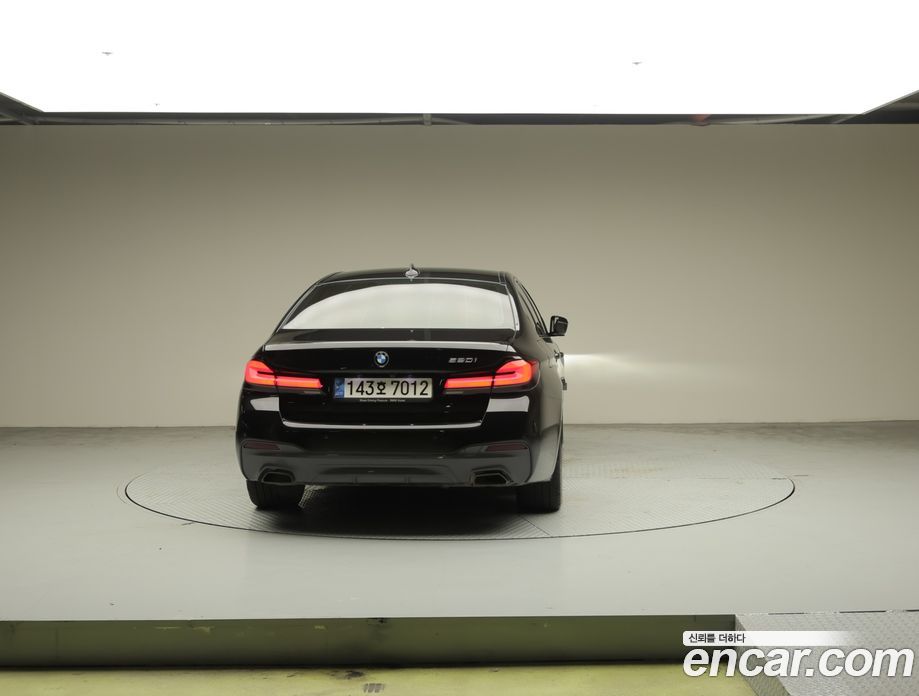 BMW 5-Series i520 M Sport
