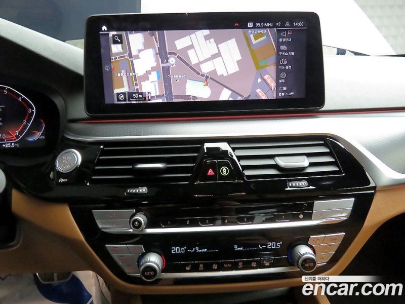 BMW 5-Series i520 M Sport