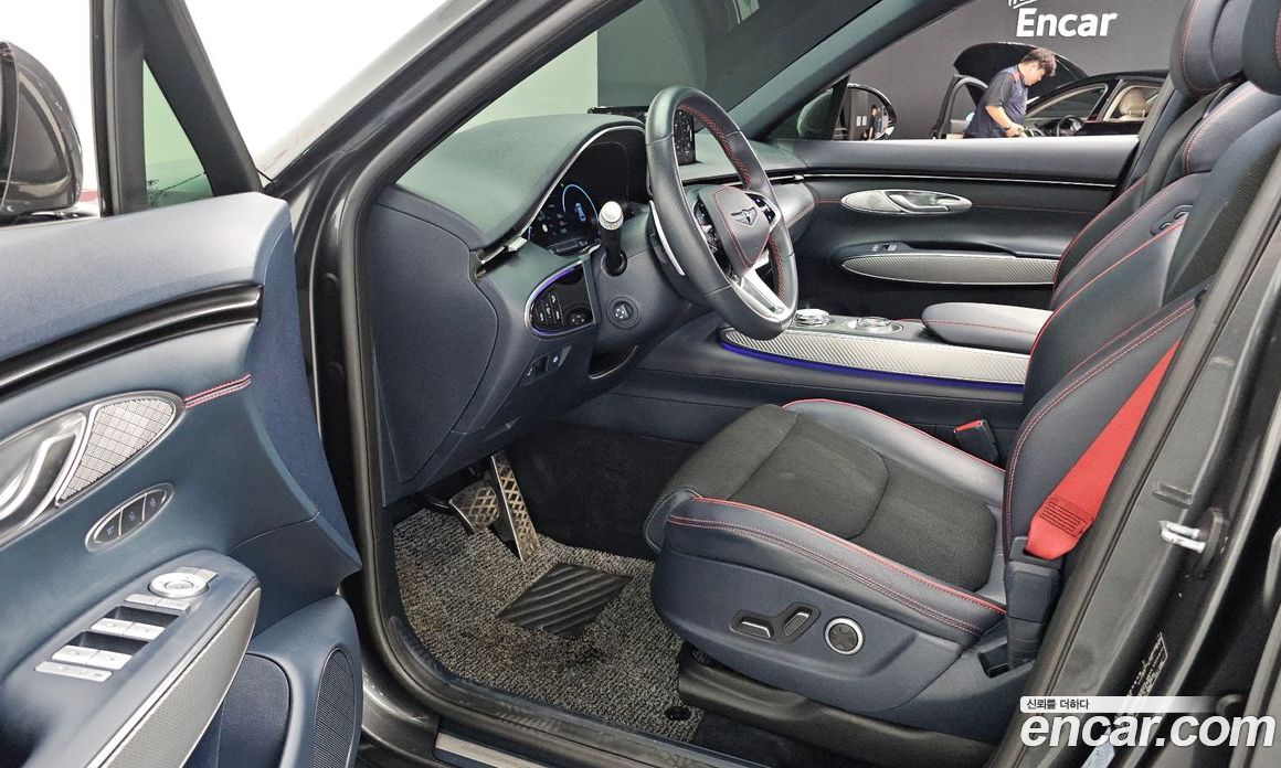 Genesis GV70 2.5T Gasoline 2WD