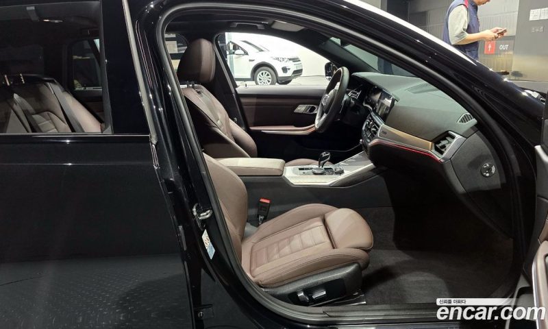 BMW 3-Series i320 Touring M Sports