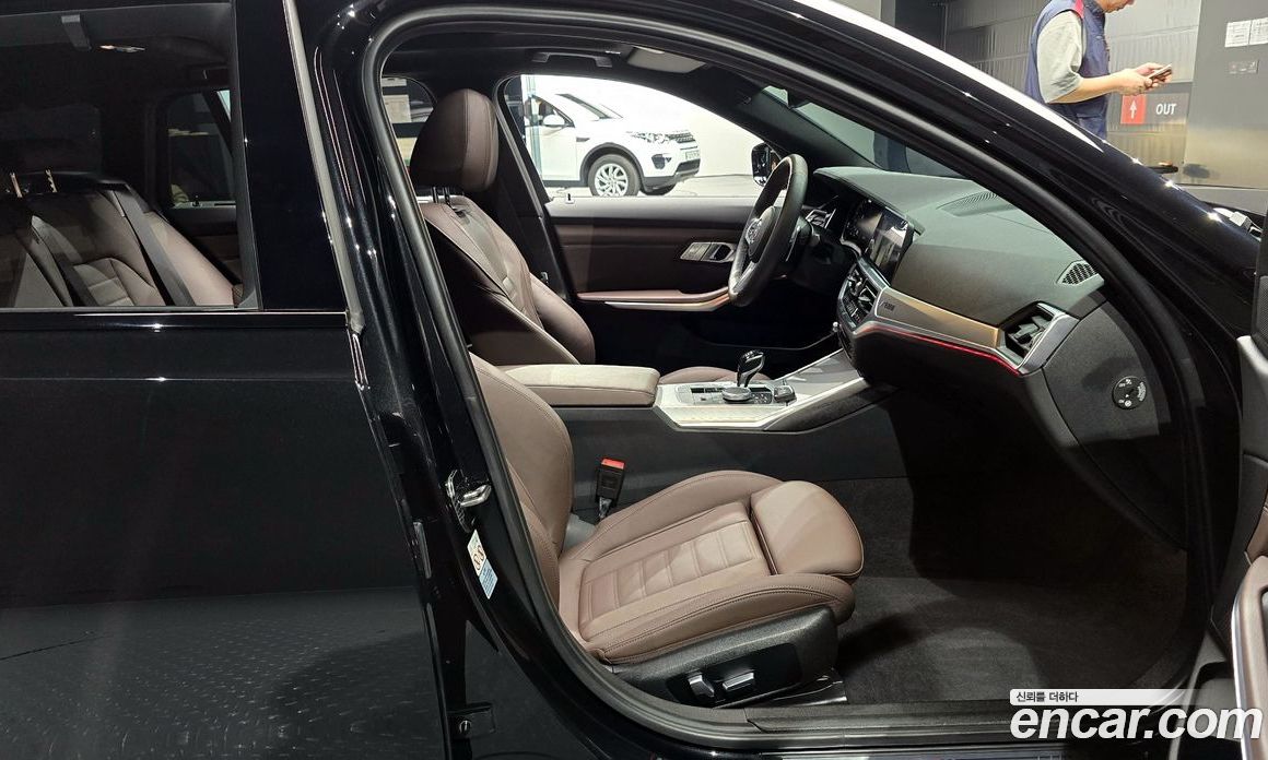 BMW 3-Series i320 Touring M Sports