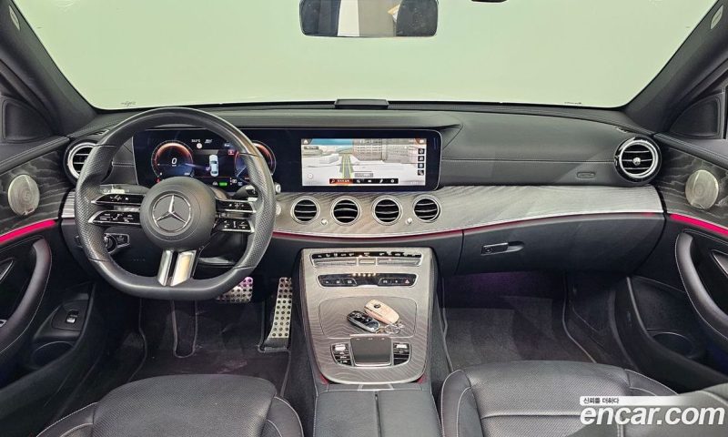 Mercedes Benz E-Class E350 4MATIC AMG Line