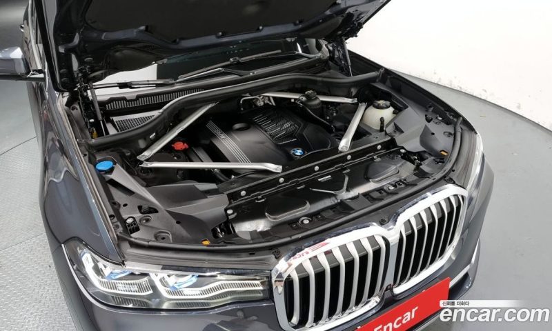 BMW X7 xDrive i40 Design Pure Excellence 7-Seater