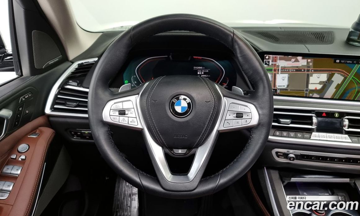 BMW X7 xDrive i40 Design Pure Excellence 7-Seater