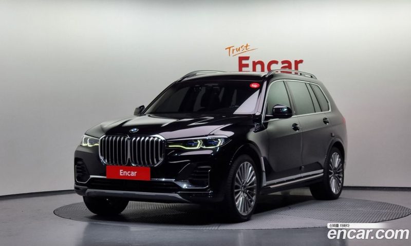 BMW X7 xDrive i40 Design Pure Excellence 7-Seater