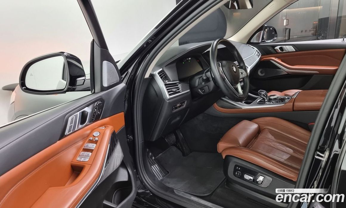BMW X7 xDrive i40 Design Pure Excellence 7-Seater