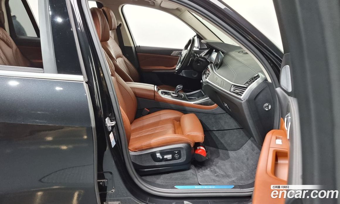 BMW X7 xDrive i40 Design Pure Excellence 7-Seater