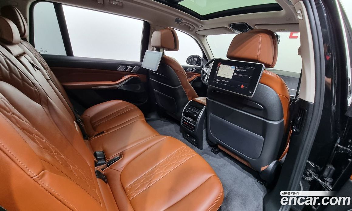 BMW X7 xDrive i40 Design Pure Excellence 7-Seater