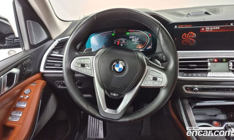 BMW X7 xDrive i40 Design Pure Excellence 7-Seater