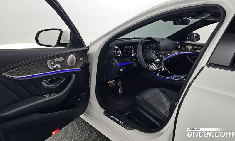 Mercedes Benz E-Class E53 AMG 4MATIC+