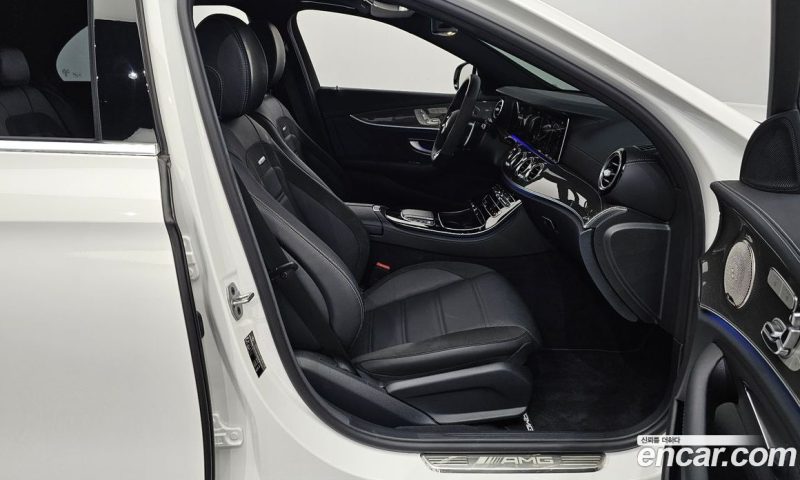 Mercedes Benz E-Class E53 AMG 4MATIC+