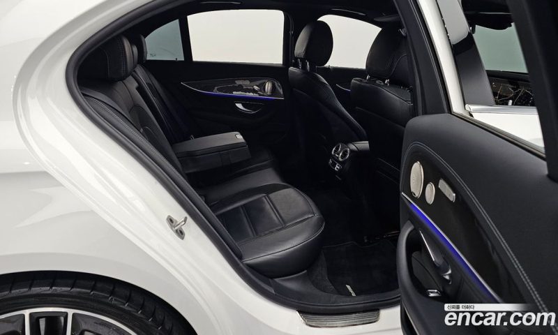 Mercedes Benz E-Class E53 AMG 4MATIC+