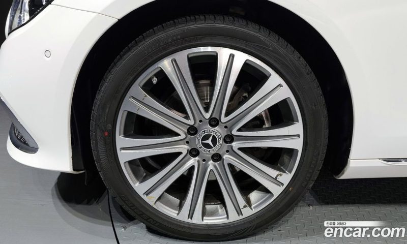 Mercedes Benz E-Class E250 Exclusive