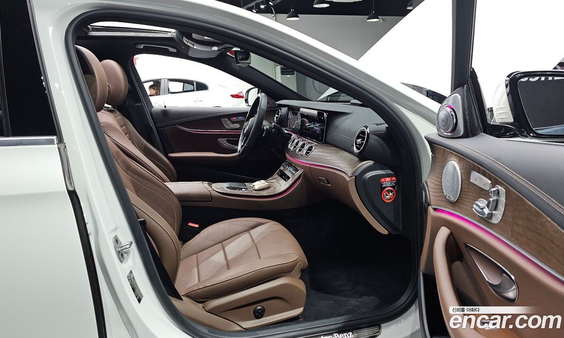 Mercedes Benz E-Class E250 Exclusive