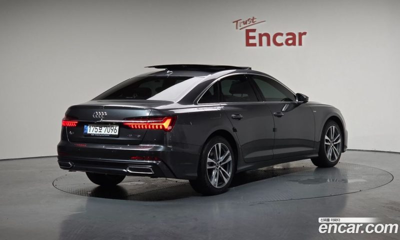 Audi A6 45 TFSI Premium