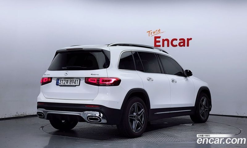 Mercedes Benz GLB-Class GLB250 4MATIC