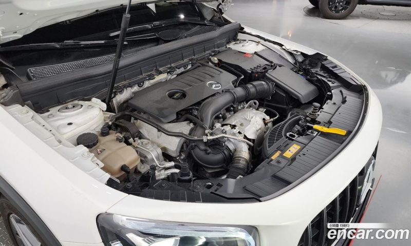 Mercedes Benz GLB-Class GLB250 4MATIC