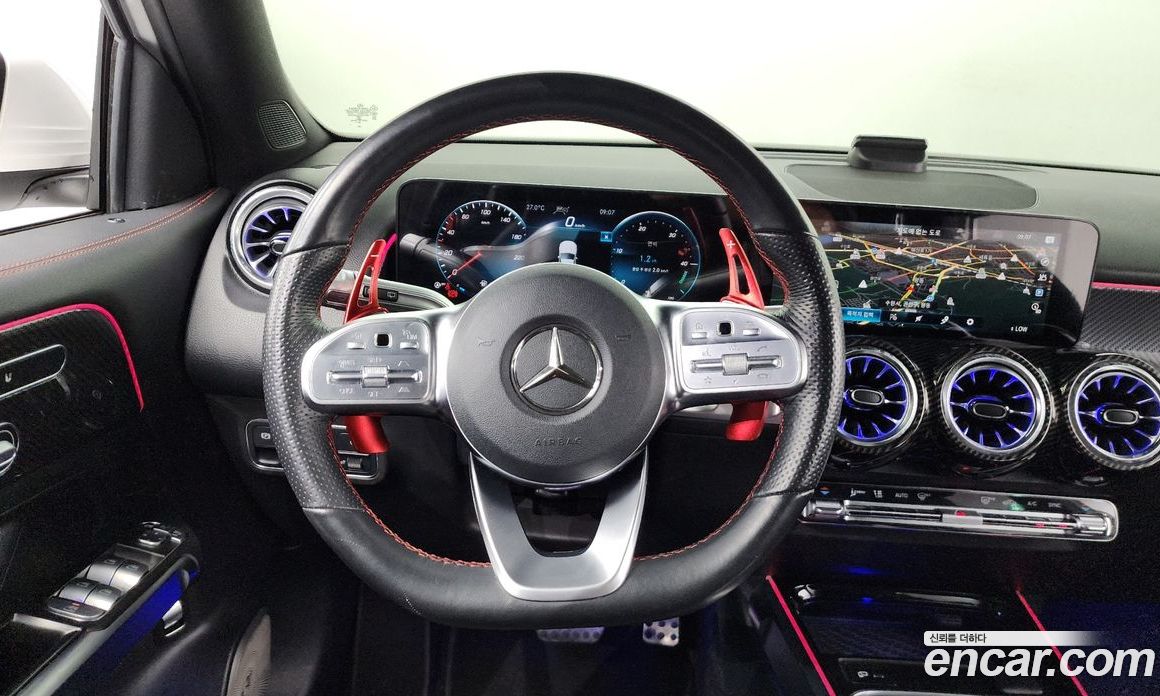 Mercedes Benz GLB-Class GLB250 4MATIC
