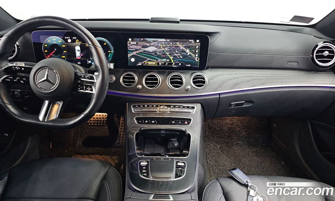 Mercedes Benz E-Class E220d 4MATIC AMG Line