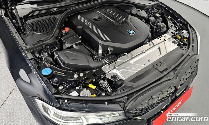 BMW 3-Series M340i xDrive Touring Performance