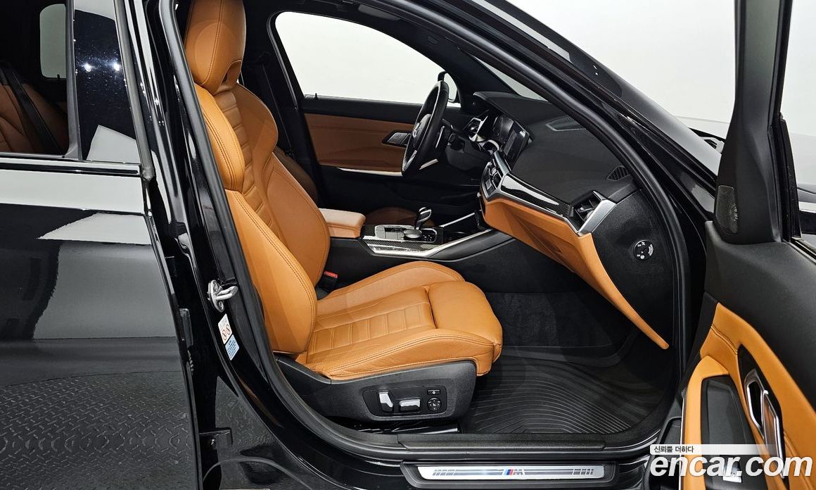 BMW 3-Series M340i xDrive Touring Performance