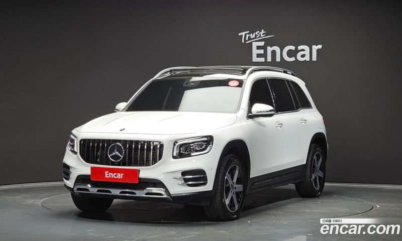Mercedes Benz GLB-Class GLB220