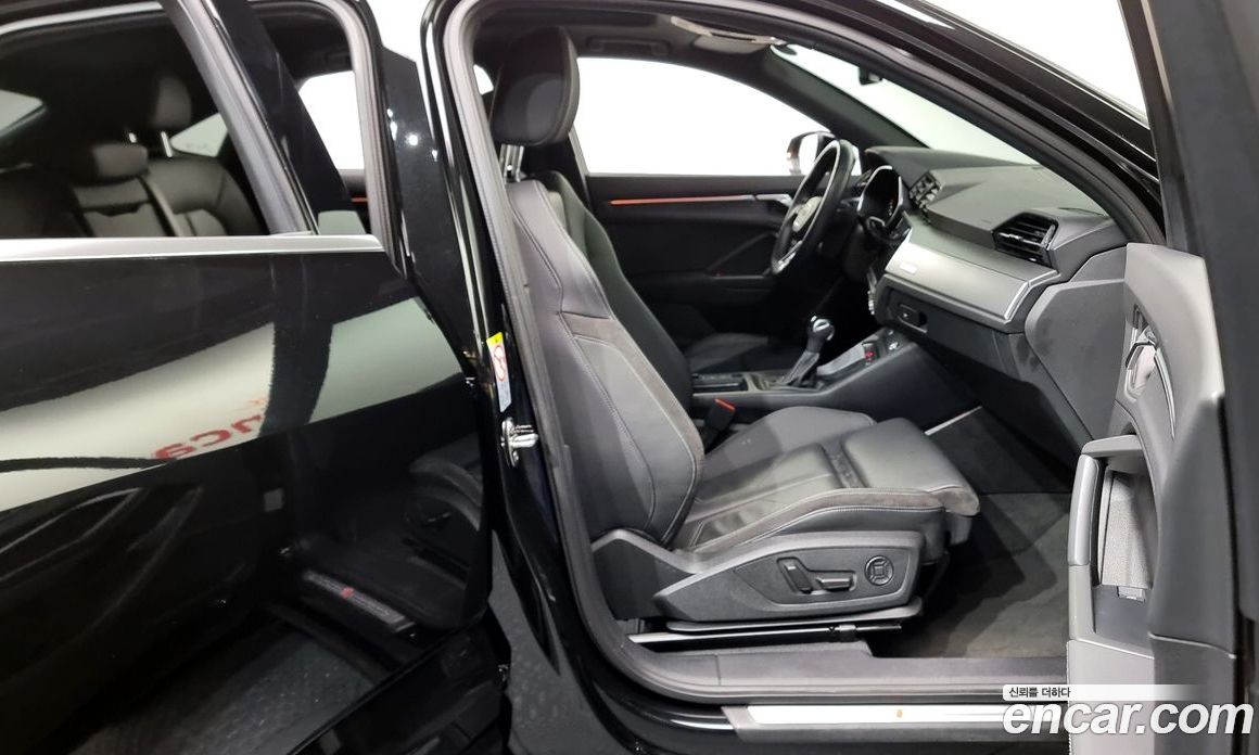 Audi Q3 35 TDI Premium Sportback