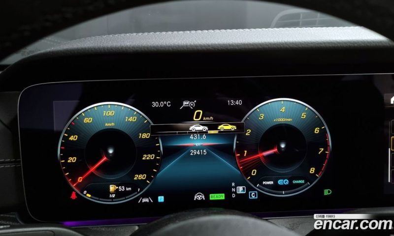 Mercedes Benz E-Class E350 4MATIC AMG Line