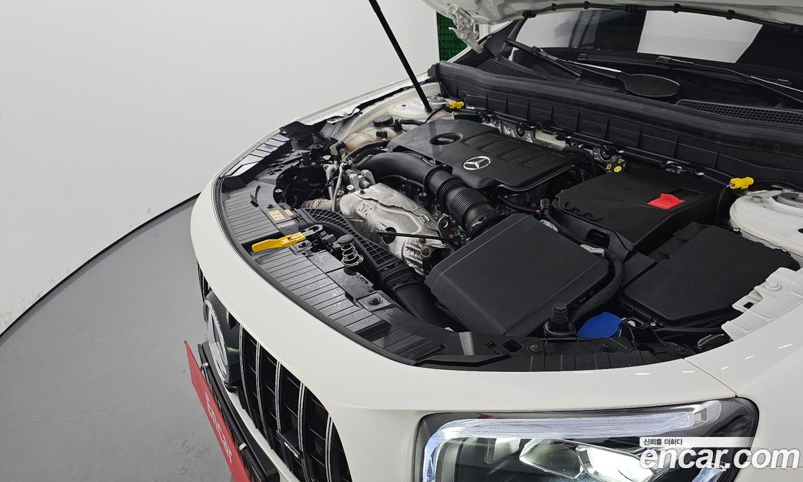 Mercedes Benz GLB-Class GLB250 4MATIC