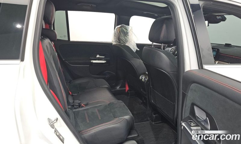 Mercedes Benz GLB-Class GLB250 4MATIC