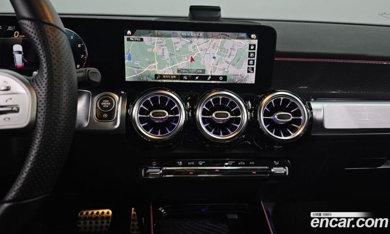 Mercedes Benz GLB-Class GLB250 4MATIC