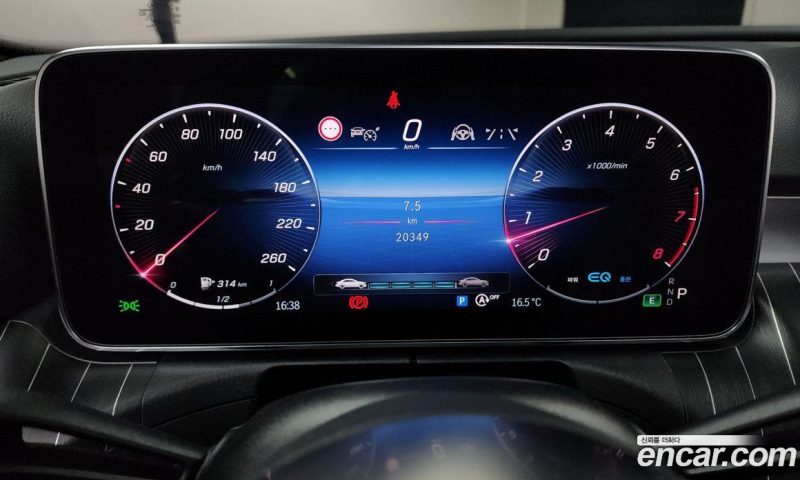 Mercedes Benz C-Class C200 4MATIC Avantgarde