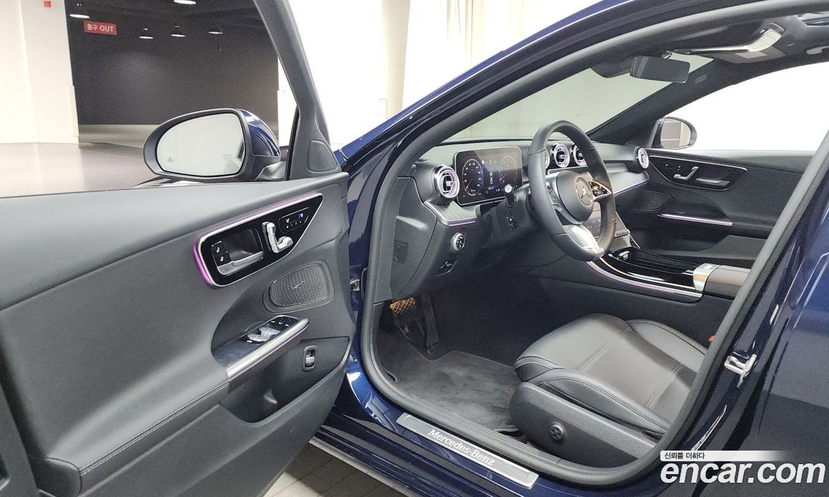 Mercedes Benz C-Class C200 4MATIC Avantgarde