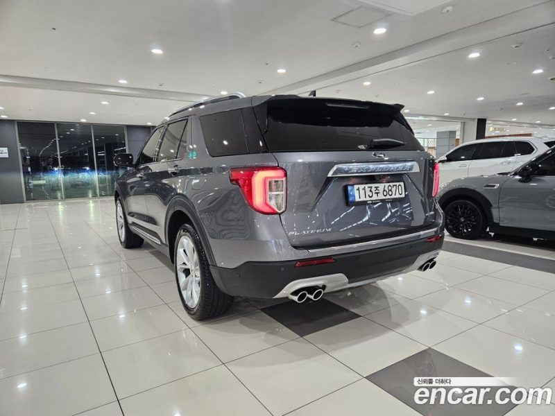 Ford Explorer 3.0 Platinum 4WD