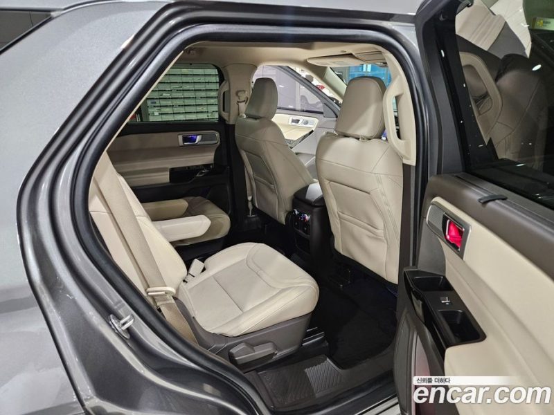 Ford Explorer 3.0 Platinum 4WD