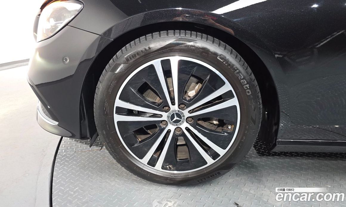 Mercedes Benz E-Class E250 Avantgarde