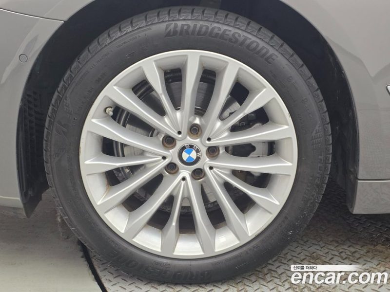BMW 5-Series 523D Luxury