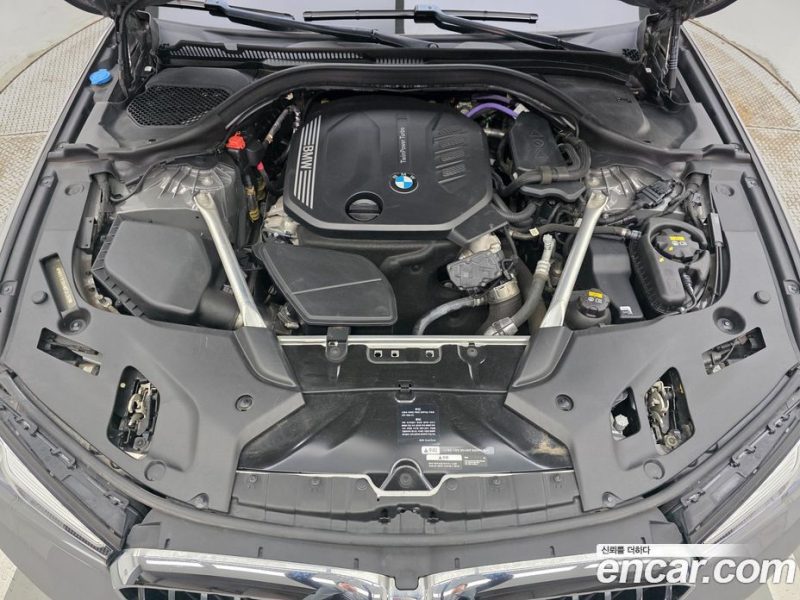 BMW 5-Series 523D Luxury