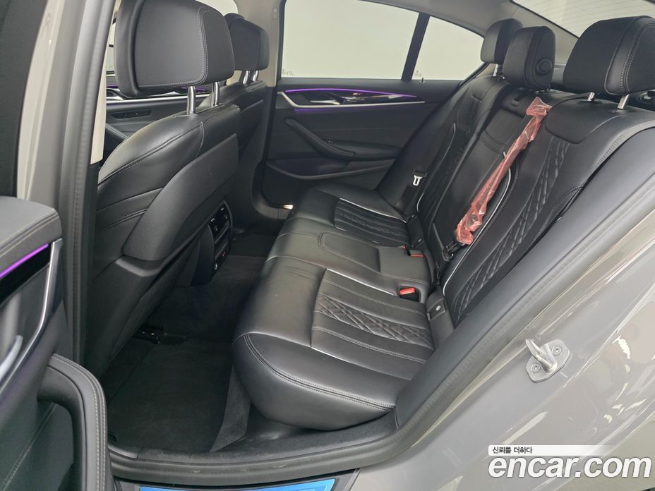 BMW 5-Series 523D Luxury