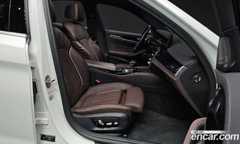 BMW 5-Series i530 M Sport Package