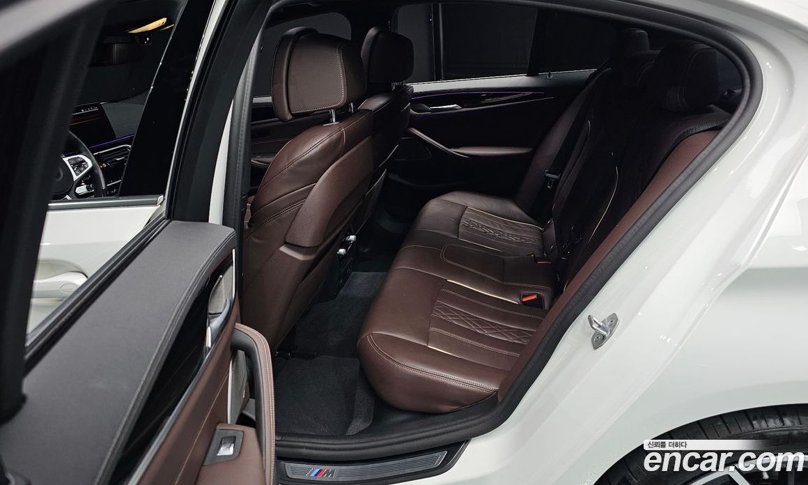 BMW 5-Series i530 M Sport Package