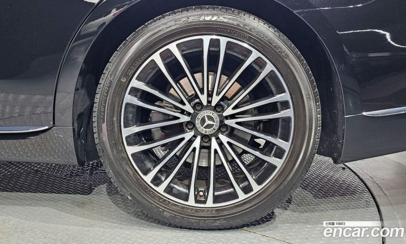 Mercedes Benz S-Class S350 D